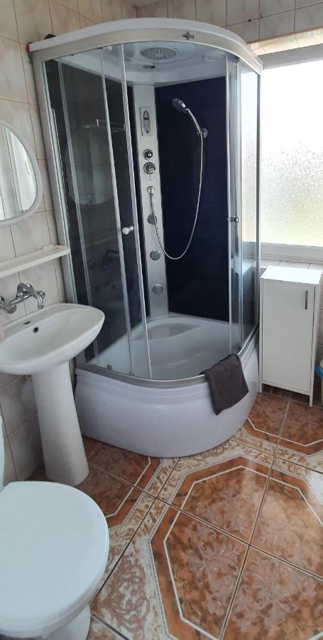 Wczasy U Miry Apartment Миелно Екстериор снимка