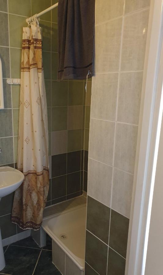 Wczasy U Miry Apartment Миелно Екстериор снимка